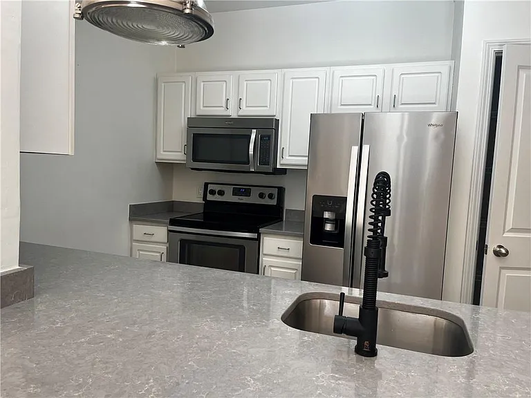 1000 Providence Pl #216 — Photo 4