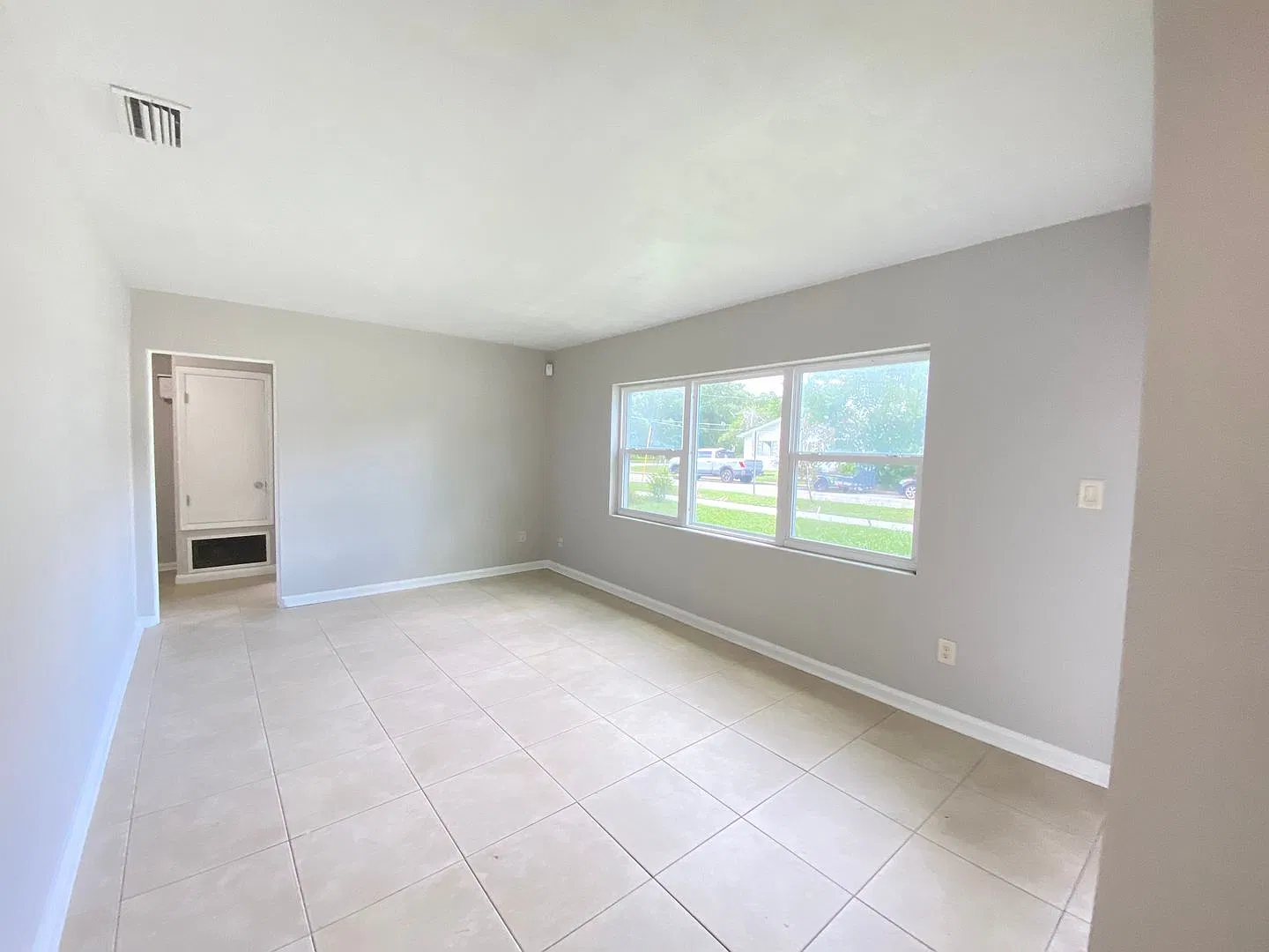 3 bed, 2.0 bath, 1526 sqft, $2,595 — Photo 3