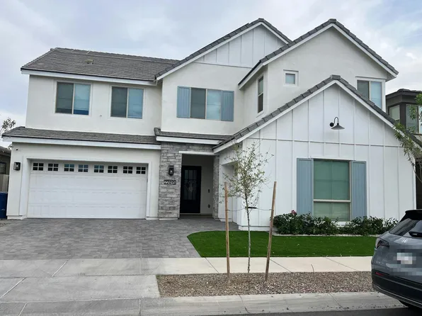 22495 E Stirrup St, Queen Creek, AZ 85142