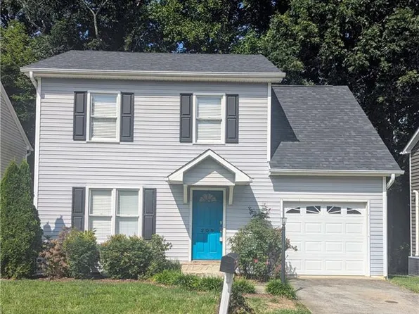 205 Guinevere Ct, Winston Salem, NC 27104