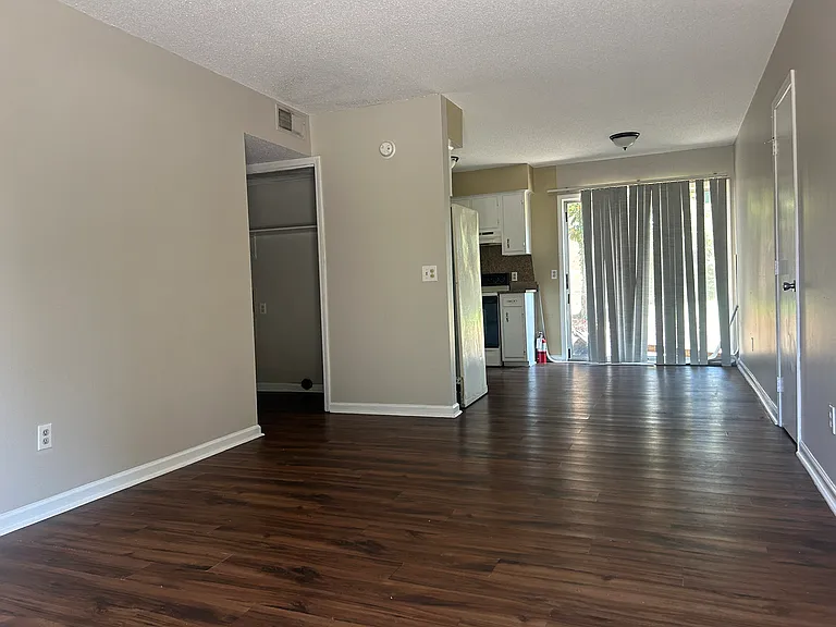 513 S Coit St #B — Photo 7