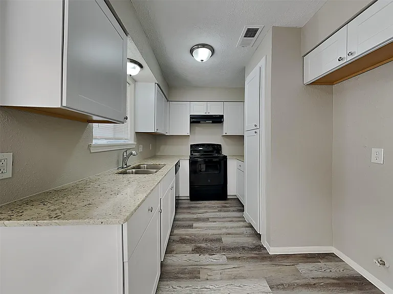 23034 Earlmist Dr — Photo 3