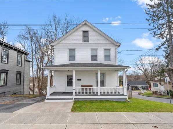 25 Ridge Avenue, Walden, NY 12586