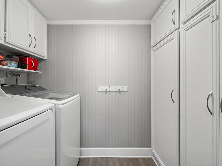 648 E Tam Oshanter Dr — Photo 12