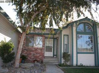 920 E Toro Ln, Lathrop, CA