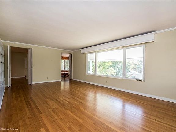 4th image of 1713 Sunset Dr