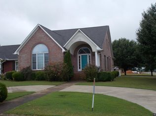 719 Nelson St, Union City, TN 38261