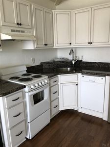 224 E Garden St APT 333, Pensacola, FL, 32502