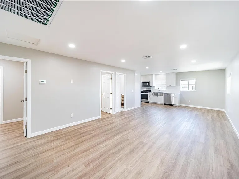 9335 Chimney Rock Ln #3 — Photo 11