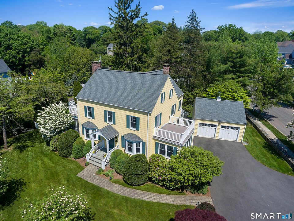 1st image of 12 Sconset Drive