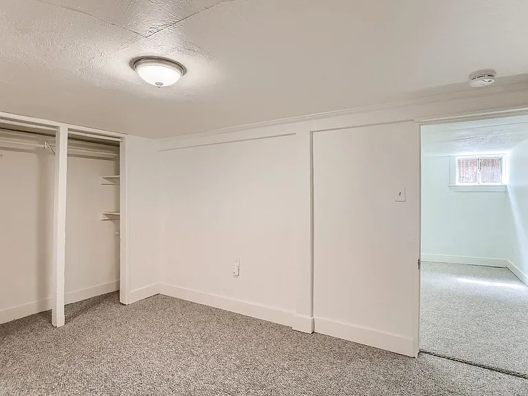 445 N Washington St — Photo 14