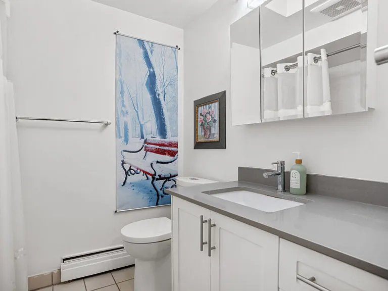 6111 Tisdall St — Photo 41