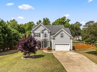 10 Wyndham Place Dr, Fuquay Varina, NC 27526