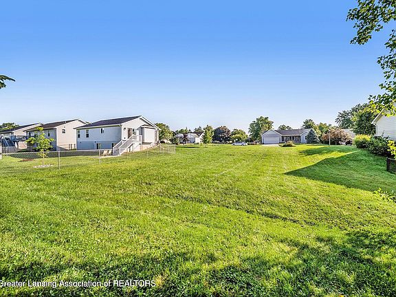 5th image of 965 Franklin Farm Dr