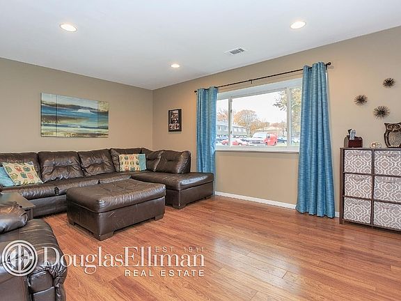 2nd image of 212 Storm Dr