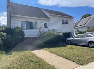 55 Poplar Ave, Little Ferry, NJ