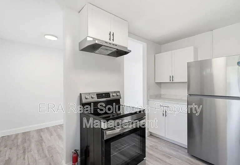 1265 Elderwood Ave — Photo 15