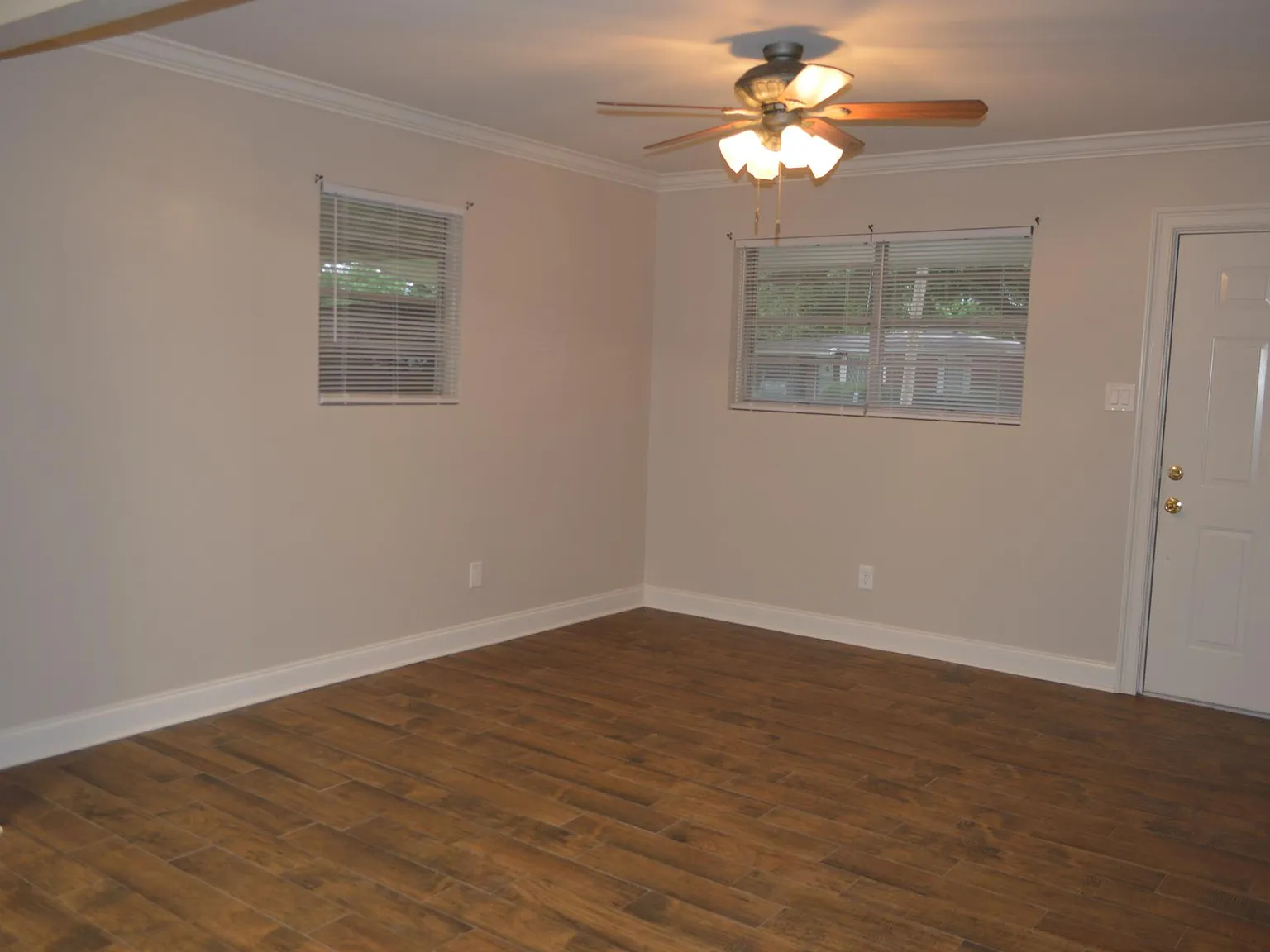 3 bed, 1139 sqft, $1,450 — Photo 3