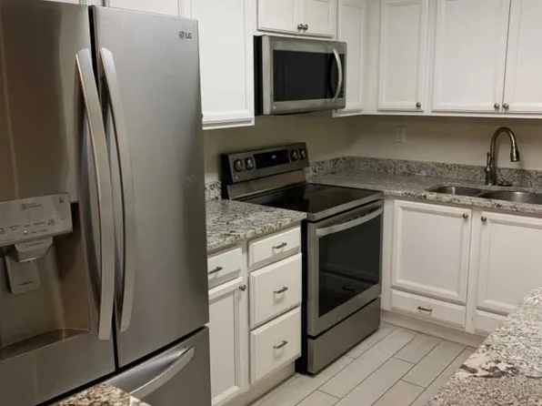 22 Newport Ct, Brick, NJ 08724