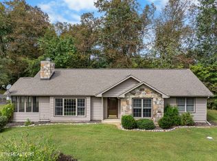 1868 S Delozier Rd, Seymour, TN 37865