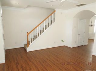 8602 Beaver Creek Dr, Charlotte, NC 28269