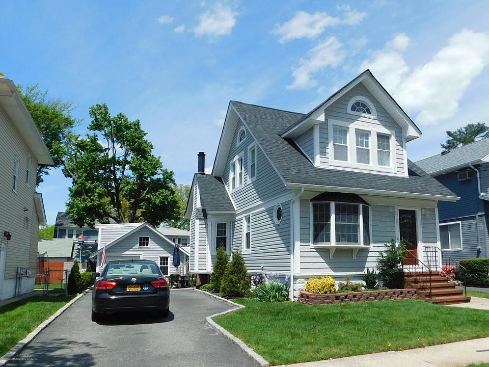1st image of 27 Gibson Ave