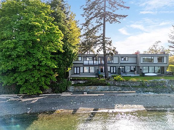 2nd image of 2330 Harbour Rd #16