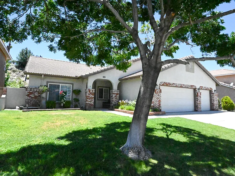 4208 Grandview Dr — Photo 47