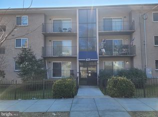 625 Chesapeake St SE #101, Washington, DC 20032