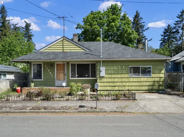 11741 SE Ash St, Portland, OR 97216