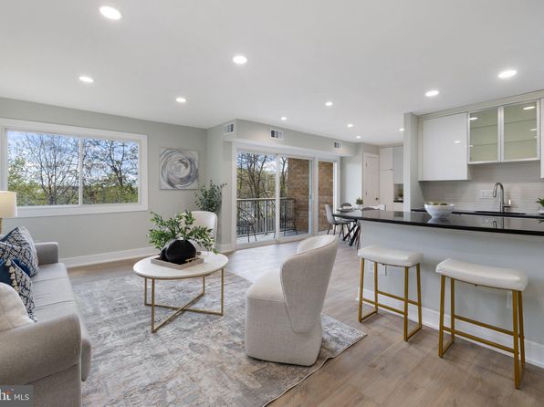 8000 Le Havre Pl APT 16, Falls Church, VA 22042