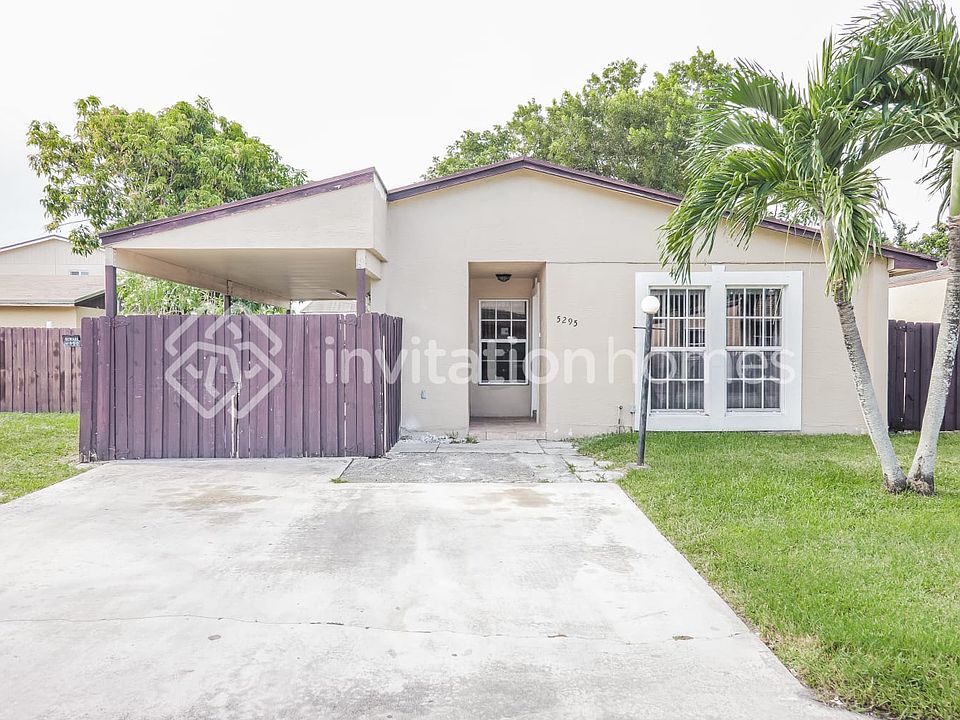 1st image of 5295 NW 192nd Ln