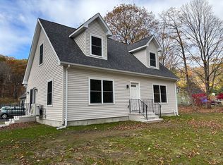 26 Under Mountain Rd, Salisbury, CT 06068