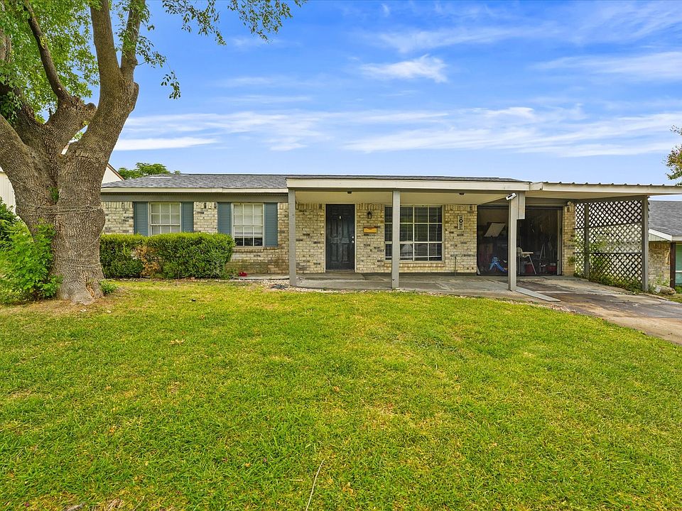 1st image of 1006 Woodcrest Dr