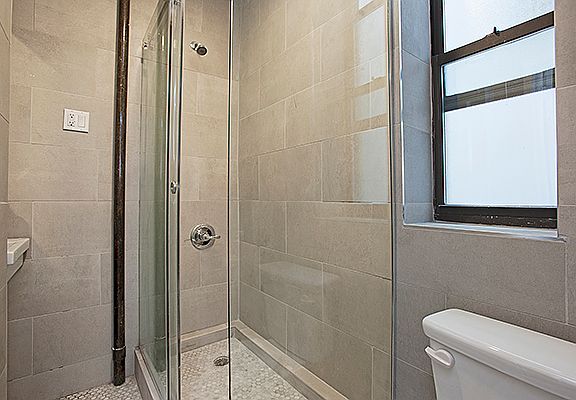 3rd image of 234 E 4th St APT 6