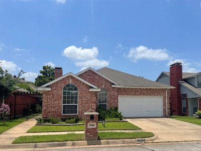1940 Pine Ridge Dr, Bedford, TX, 76021