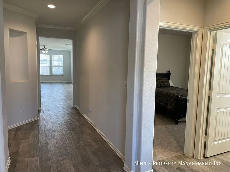 1219 Pavilion Pkwy — Photo 6