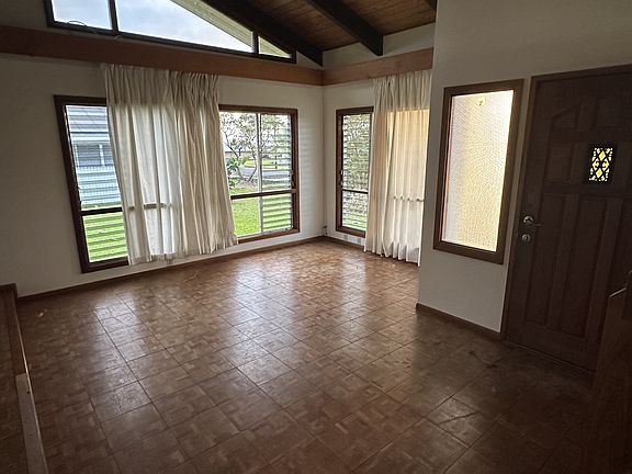 2nd image of 750 Kaalo Pl #11377924