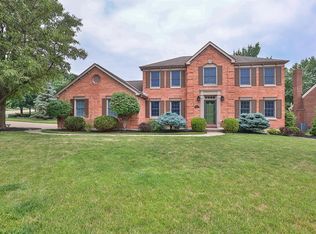 100 Farmcrest Ct, Lakeside Park, KY 41017