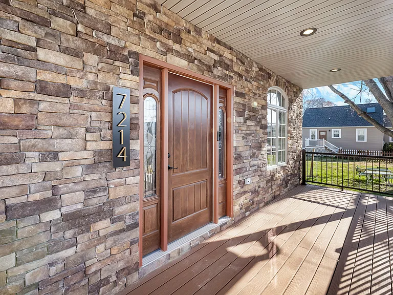7214 Greenbank Rd — Photo 3