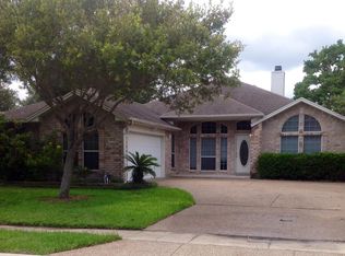 6245 Saint Denis St, Corpus Christi, TX 78414