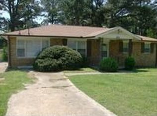 2619 Oak Cir, Ellenwood, GA 30294