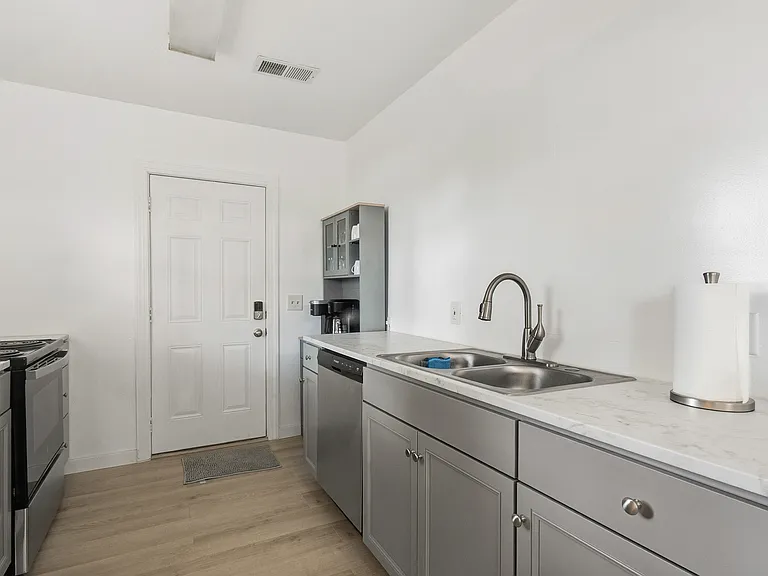 901 Hargrove Rd #28A — Photo 23