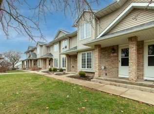 1911 Earl Rd, Iowa City, IA 52246