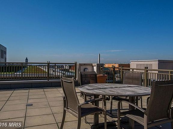 Roof Deck with Monument View