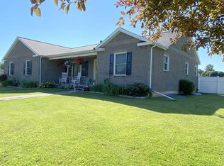 606 Doyle Rd, Laingsburg, MI 48848