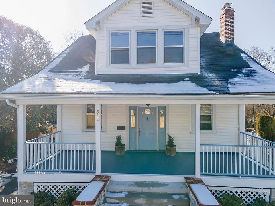 1st image of 311 E Lake Ave