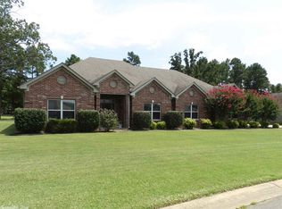 15 Prestwick Ct, Cabot, AR 72023