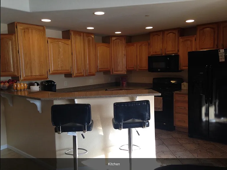 320 Jennifer Ln — Photo 7