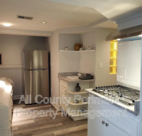 1311 Mile Post Dr — Photo 9